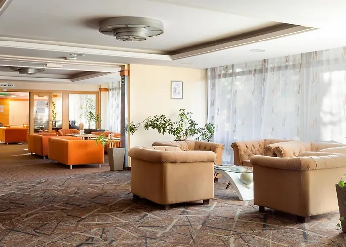 & Park Szálloda Eger