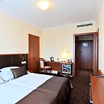 Hotel & Park Eger