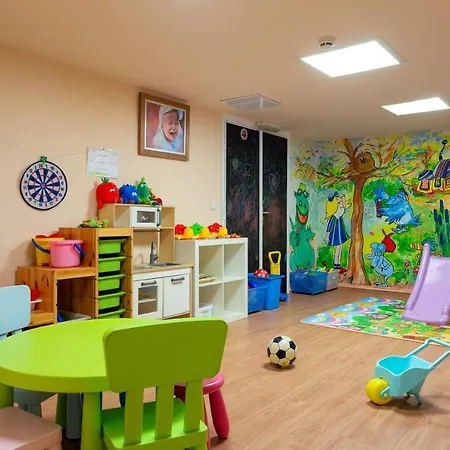& Park Эгер