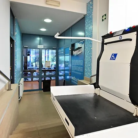 & Park Hotel 3*