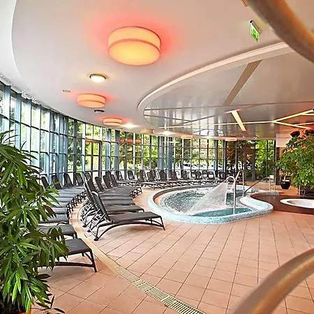 & Park Hotel 3*
