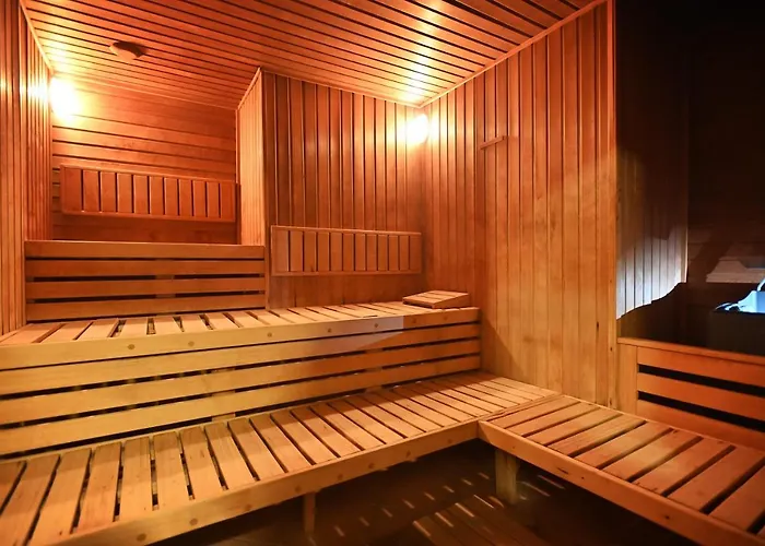 & Park Ξενοδοχείο 3*