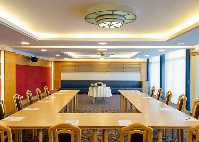 & Park Ξενοδοχείο 3*